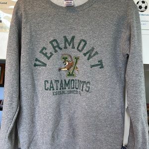 University of Vermont crewneck